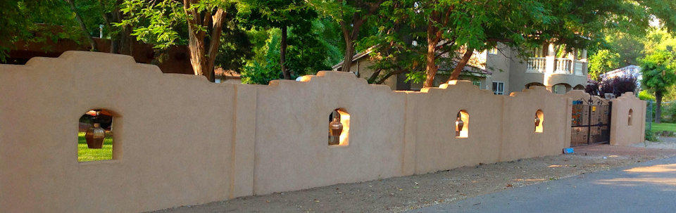 custom block wall, stucco, custom fencing, gates